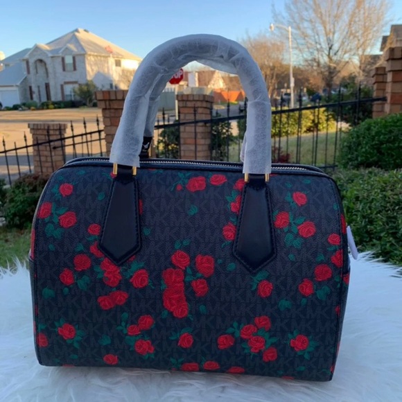 Michael Kors Hayes LG Satchel Crossbody - Picture 3 of 6